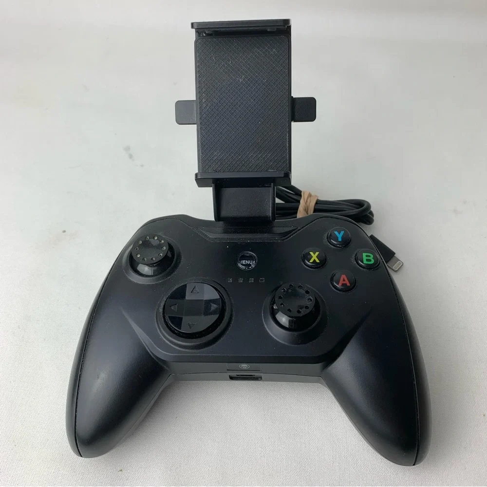 Rotor Riot Video Game Controller for iPhone,‎ Lightning Connector - RR1850